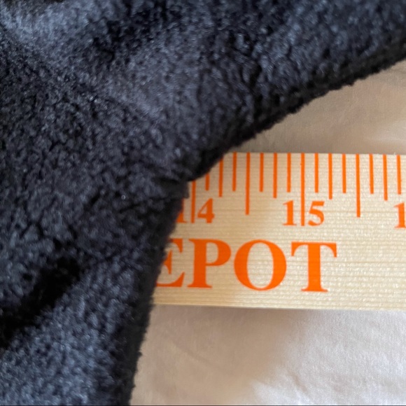 Girls Made in USA, Velcro Closure Ruffle Trim sweater - Picture 6 of 6